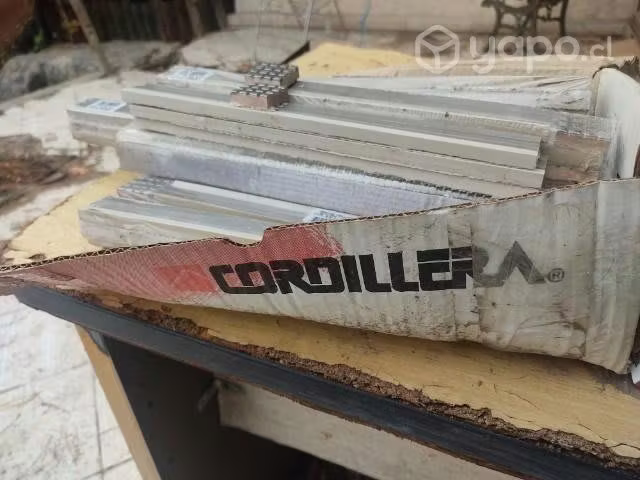 <p>Cerámicas cordillera</p>