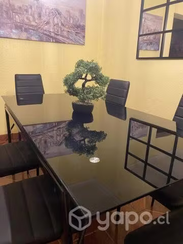 <p>Comedor 6 sillas</p>