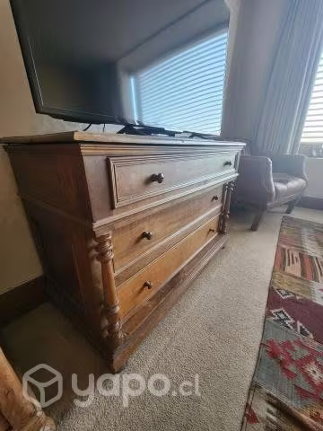 <p>Cómoda madera</p>