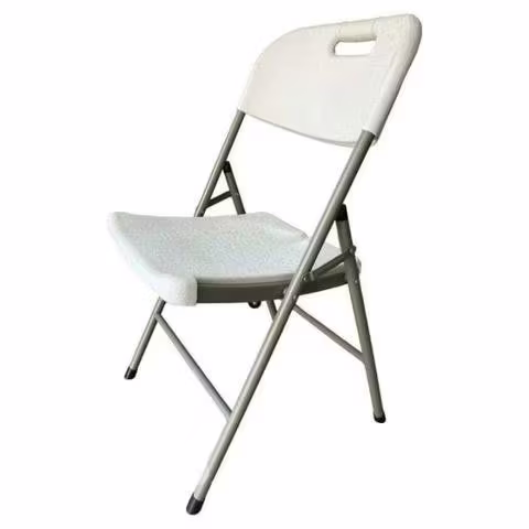 <p>Silla plegable blanca</p>