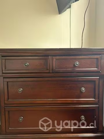 <p>Cómoda madera Ashley</p>