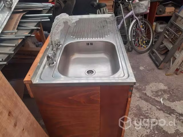 <p>Mueble de lava platos</p>