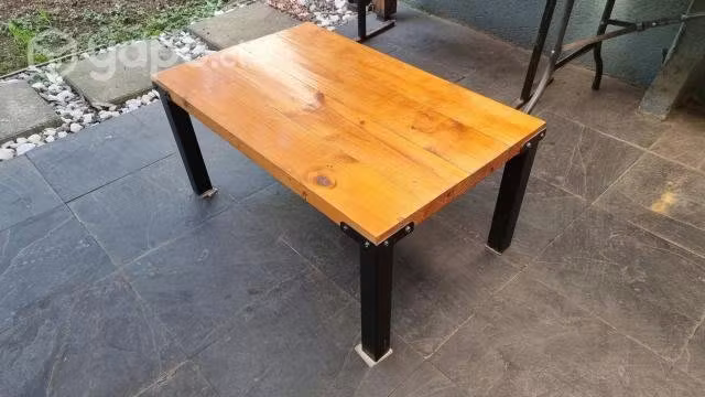 <p>Mesa de Centro Terraza o Interior</p>