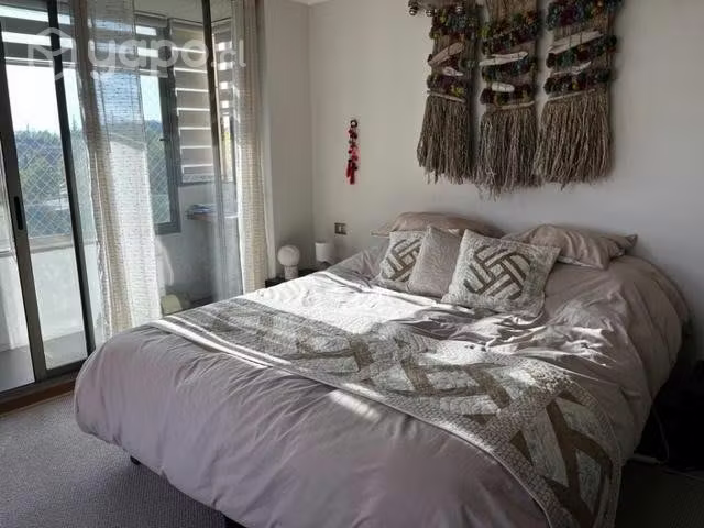 <p>Cama King CIC</p>