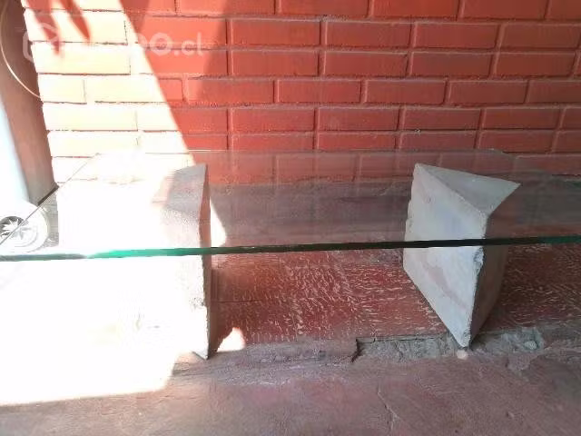 <p>Mesa Centro vidrio</p>