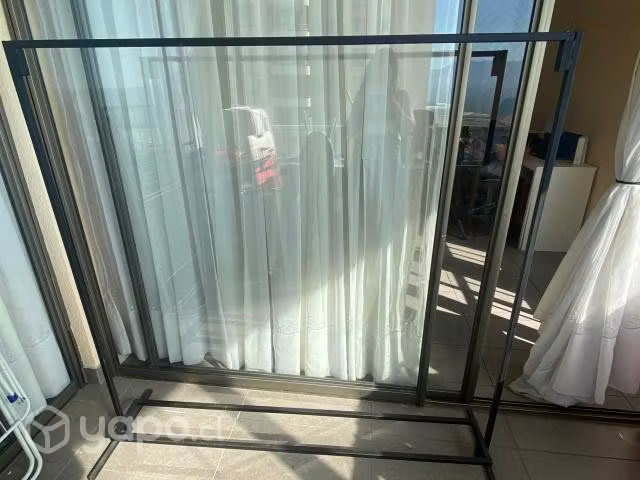 <p>Perchero para ropa</p>