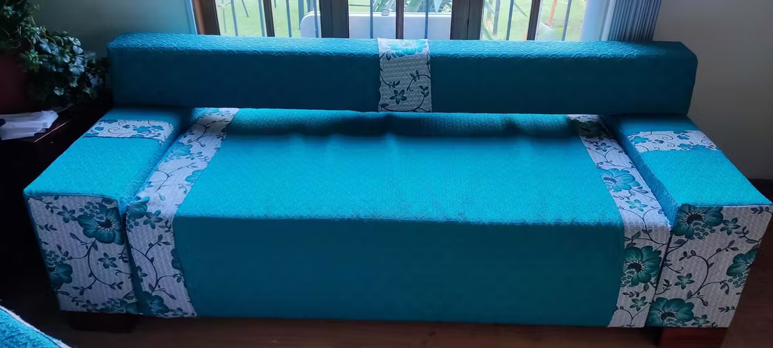 <p>SILLON DE 3 CUERPO - ESPECTACULAR</p>