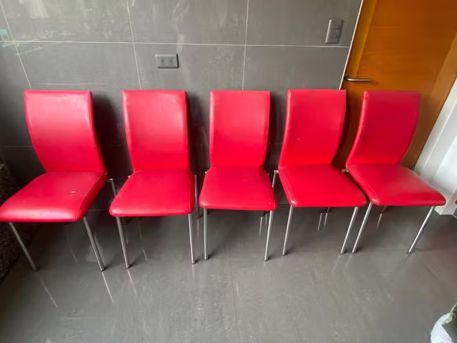 <p>Sillas de comedor</p>