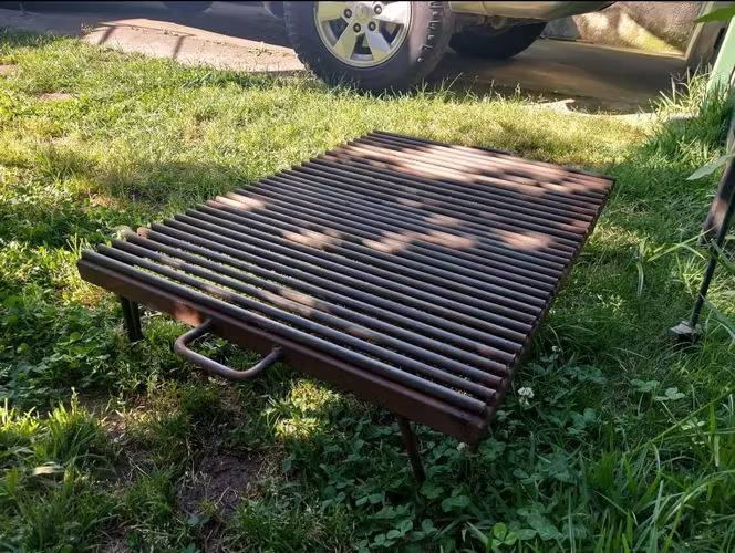 <p>Parrilla asadera fierro</p>