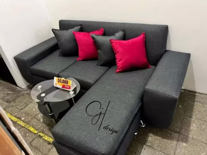 <p>LIVING EN L DE 3 CUERPOS</p>