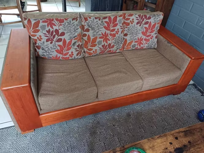 <p>Sofa</p>