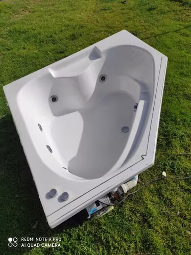 <p>Tina hidromasaje</p>