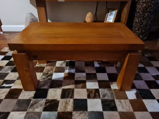 <p>Mesa de centro y laterales</p>