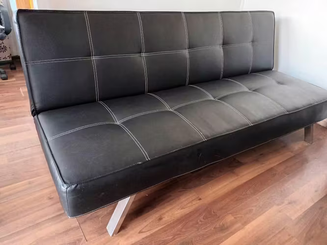 <p>Sillón cama excelente</p>