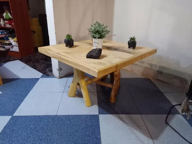 <p>Mesa de centro rustica</p>