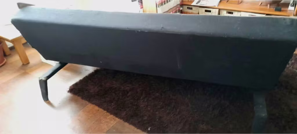 <p>Futón sofá cama cómodo, versátil y de alta calidad!</p>