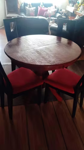 <p>Vendo comedor</p>