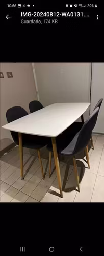 <p>Comedor 4 sillas</p>