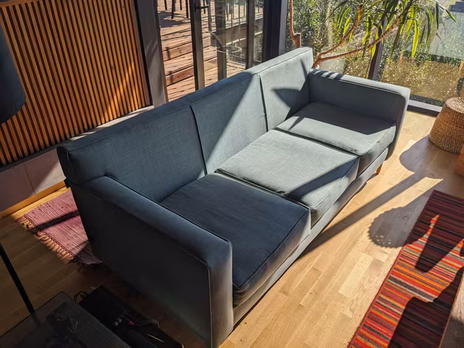 <p>Sofá como nuevo</p>