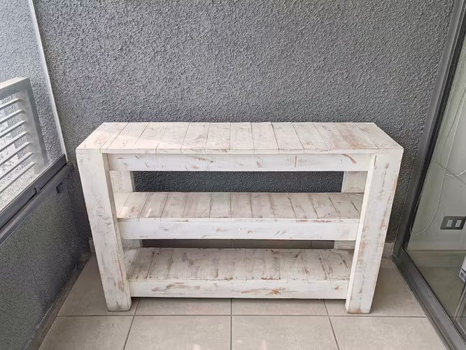 <p>arrimo blanco vintage 120x32x80</p>