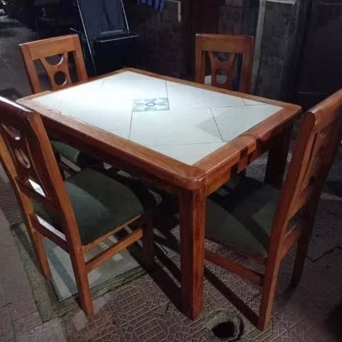 <p>Juego de comedor</p>