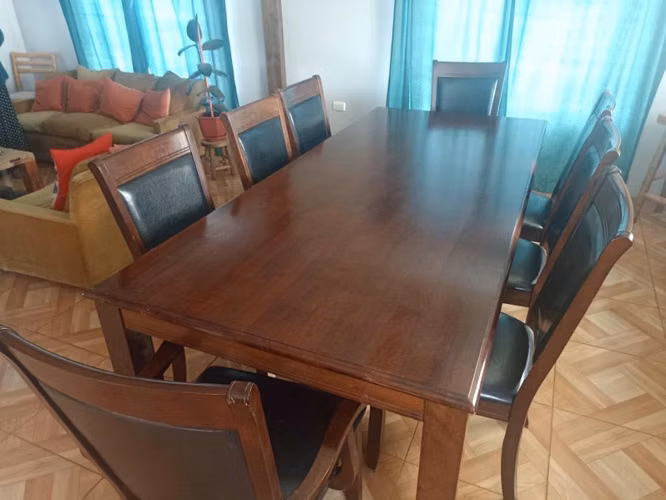 <p>Comedor 8 cuerpos</p>