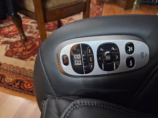 <p>Sillon Reclinable Masajeador BERGER AUDIO 200 MAX CANNON</p>