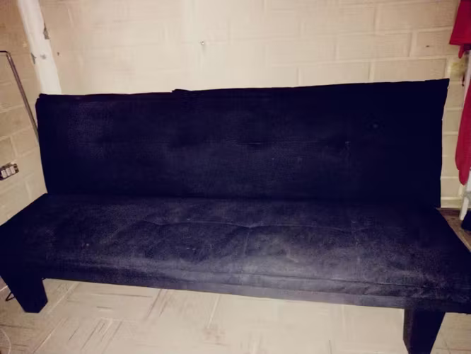 <p>Sofá - Futón - Mesa de centro Pino Oregón</p>