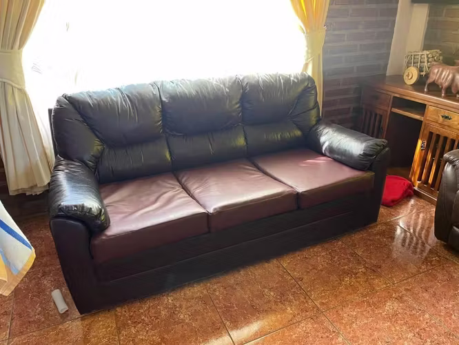 <p>VENDO JUEGO DE SOFÁ (3 PIEZAS)</p>