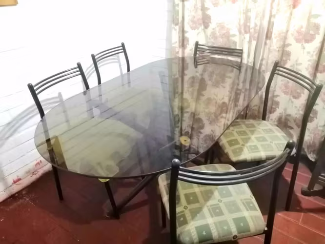 <p>Comedor vidrio 6 sillas</p>