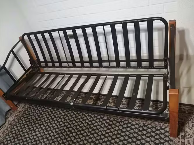 <p>futon cama</p>