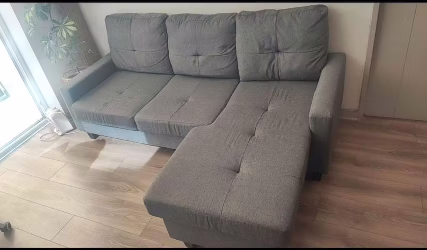 <p>vendo Sofá 3 cuerpo en L</p>