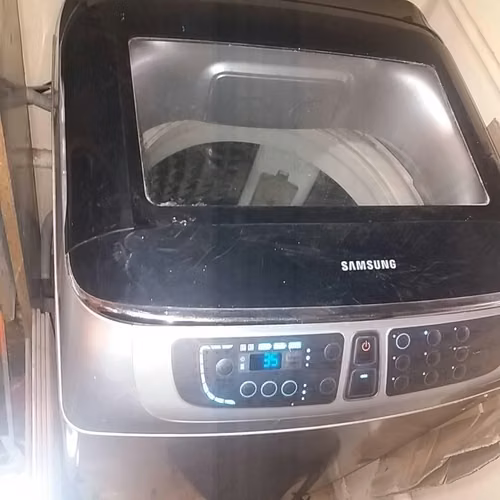 <p>lavadora Samsung 5 kilos</p>