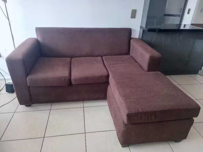 <p>Sillón de tres cuerpos seccional</p>