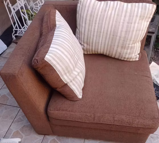 <p>Vendo Sillon 3 cuerpos L</p>