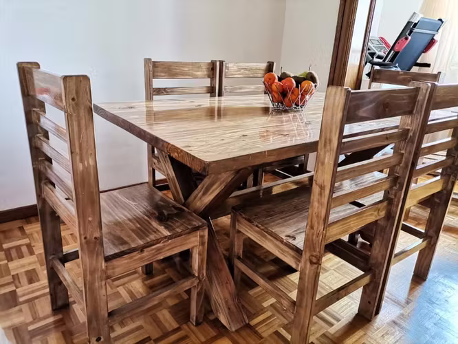 <p>Remate por viaje muebles y herramientas</p>