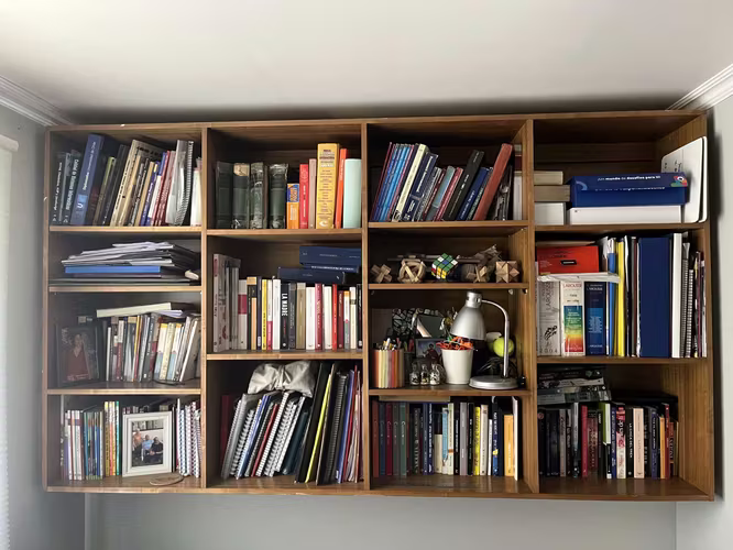 <p>Escritorio doble + repisa</p>