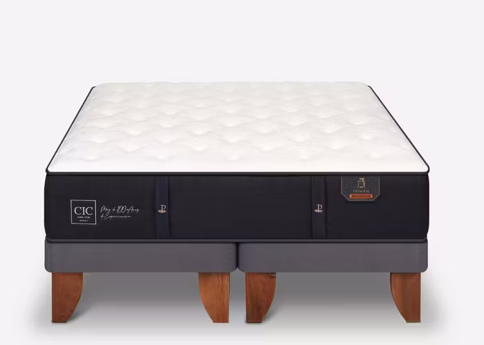 <p>SE VENDE POR MUDANZA: MUEBLES Y ARTÍCULOS DE HOGAR MENOS DE 5 MESES DE USO</p>