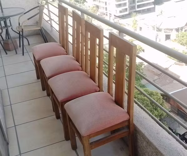<p>Sillas de comedor</p>