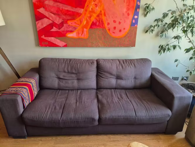 <p>Sofá 3 cuerpos</p>