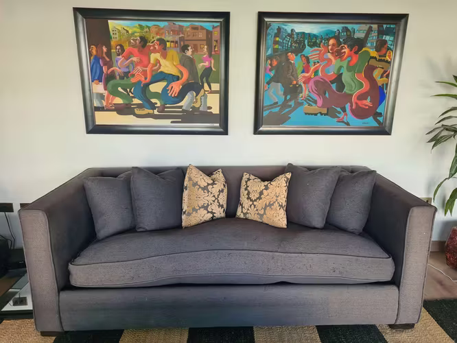 <p>Sofá 3 cuerpos</p>