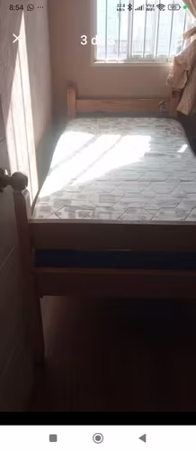 <p>cama 1 plaza con colchon</p>