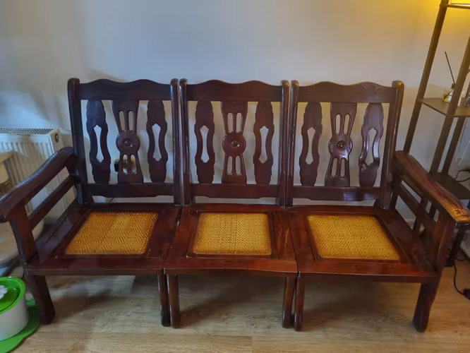 <p>Vendo Sillones de Madera Estilo Oriental</p>