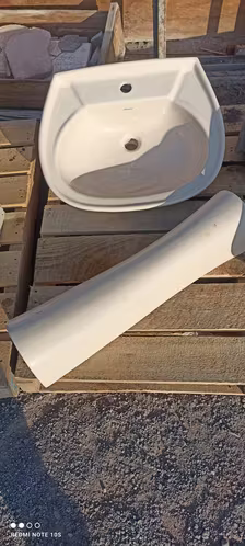 <p>Vendo lavamanos con pedestal y Cocina 5 platos Ursus Trotter</p>