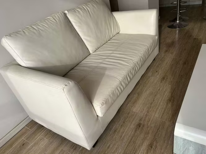 <p>SOFA crudo y diseño multifuncional</p>