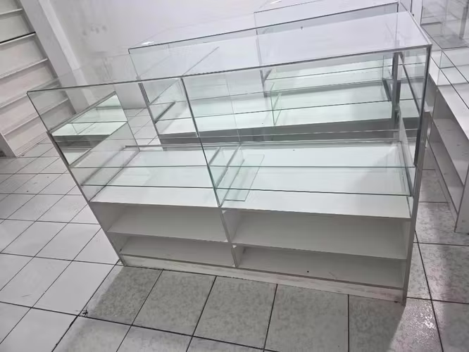 <p>Se venden muebles</p>