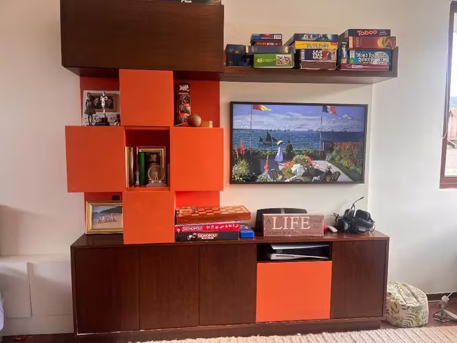 <p>Mueble Tv de madera</p>