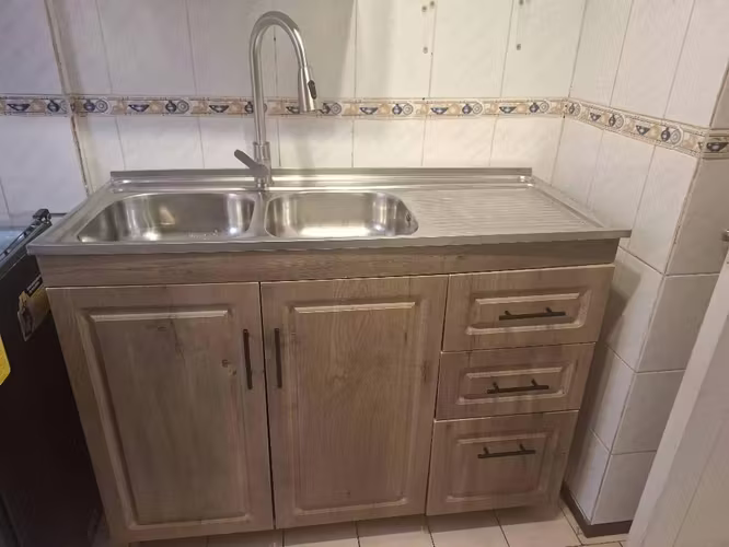 <p>Lavaplatos doble completo.</p>