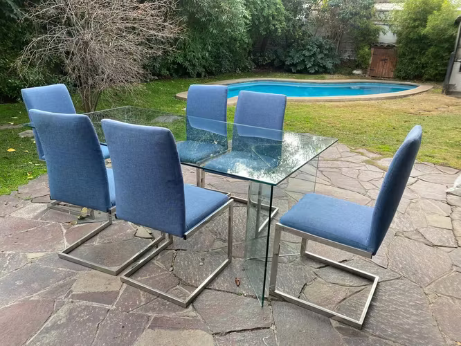 <p>Comedor de vidrio 6 sillas (interior o exterior)</p>