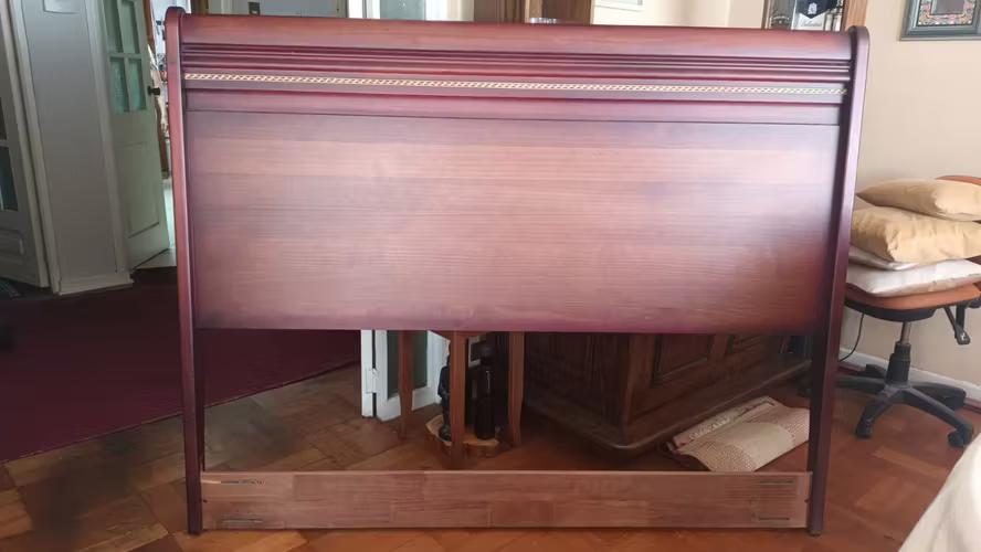 <p>Respaldo de cama Rosen</p>